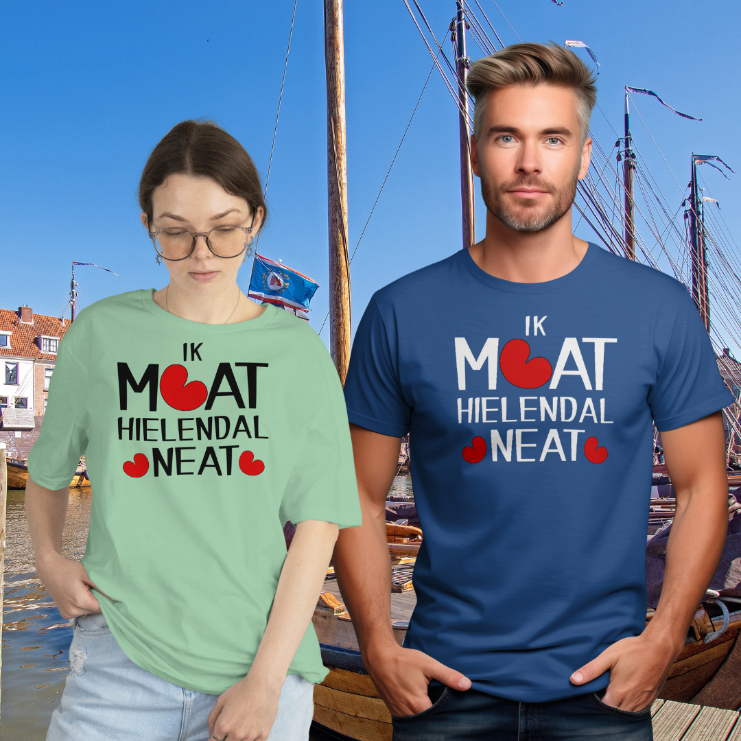 Collectie Friese T-shirts met teksten, prints en pompeblêd ontwerpen