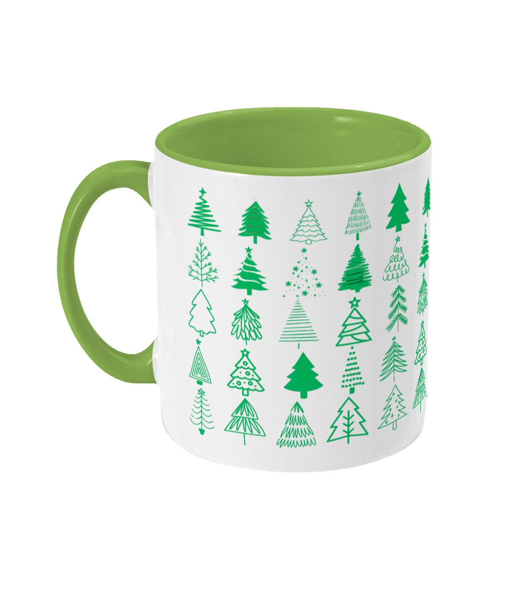 kerstbeker met kleine groene kerstboompjes