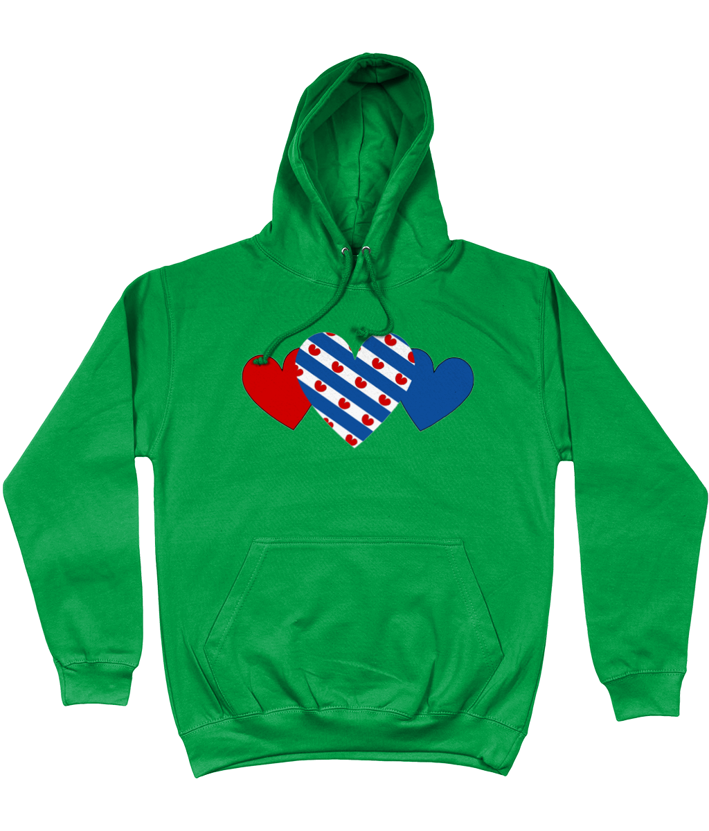 Groene hoodie met drie harten en tekst Fryslân