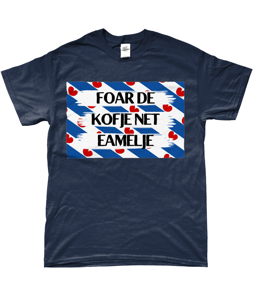 Fries T-shirt met tekst ‘Foar de kofje net eamelje’