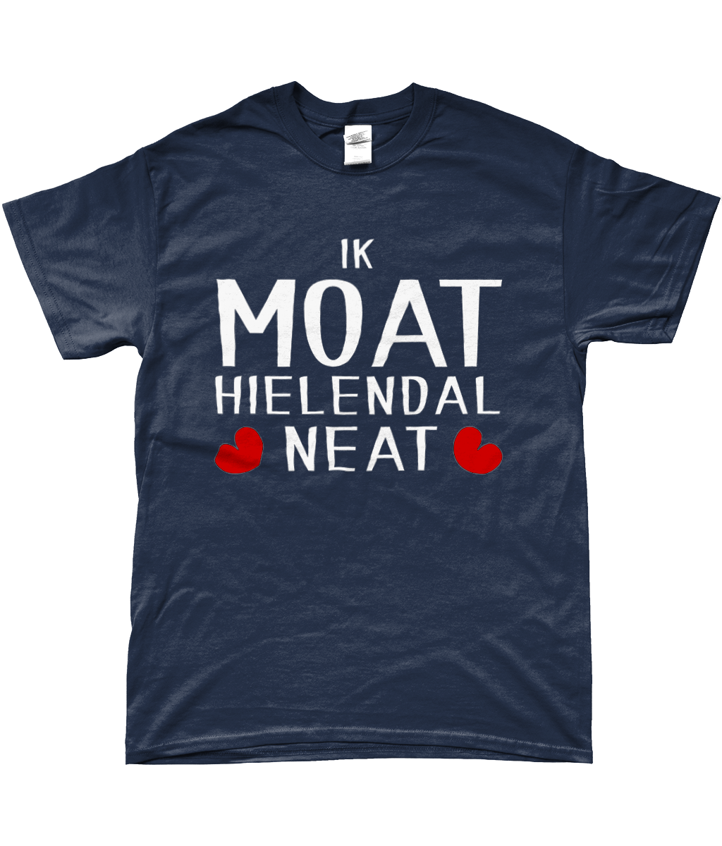 Friese T-shirt met de tekst Ik moet helemaal niets, verkrijgbaar in verschillende kleuren