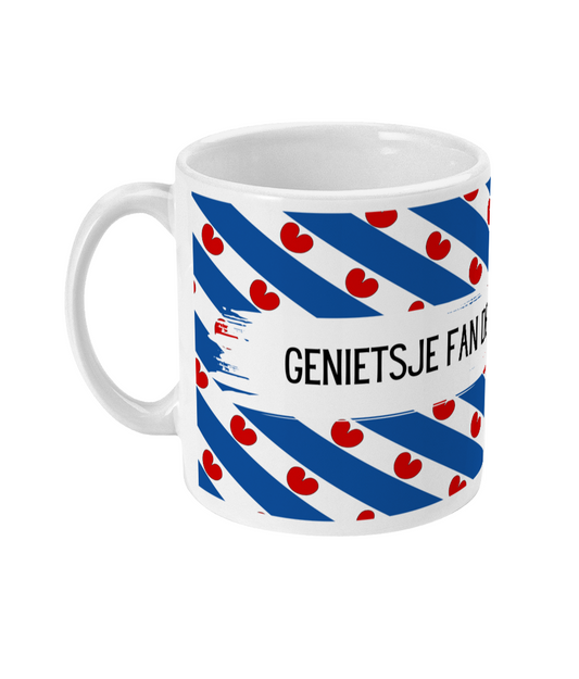 Witte mok met tekst Genietsje fan de lytse dingen