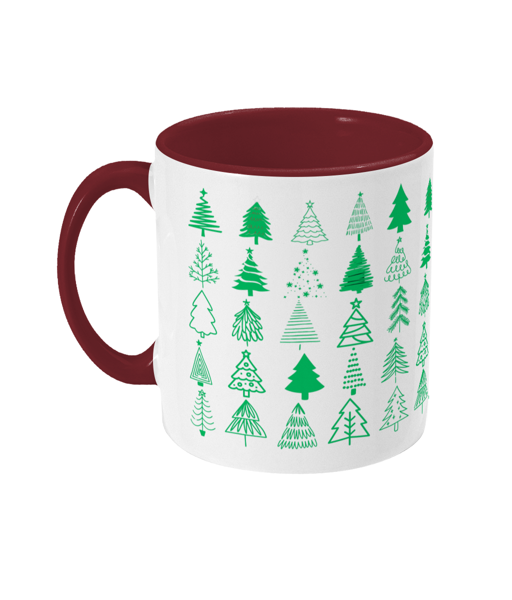 kerstbeker met kleine groene kerstboompjes