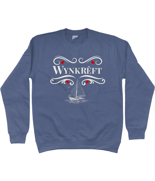 Blauwe sweater met tekst Wynkrêft in sierlijke Delftsblauw stijl met rode pompeblêden accenten en Friese zeilboot illustratie