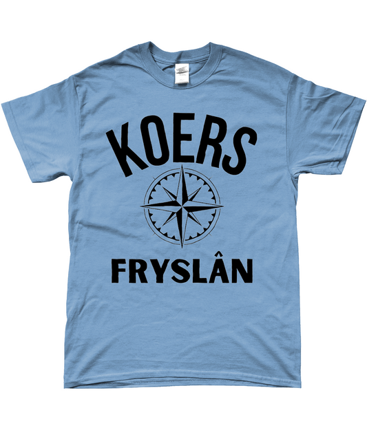 T-shirt net kompas en tekst Koers Fryslân lichtblauw