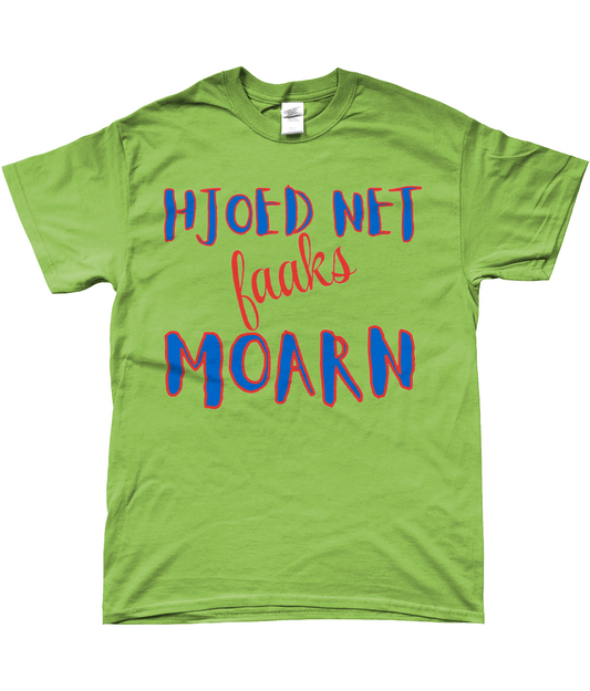 Fries T-shirt groen met tekst Hjoed net faaks moarn