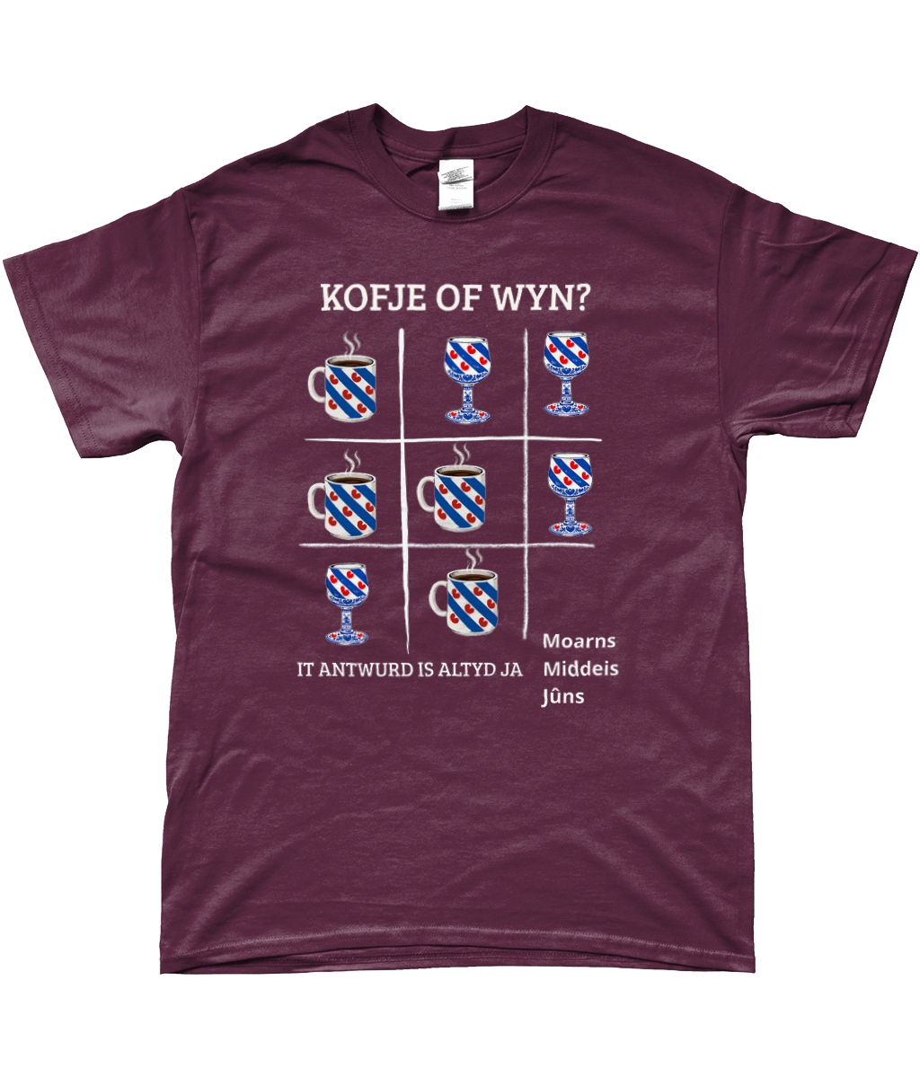  T-shirt met Friese tekst Kofje of Wyn en illustraties van koffiemokken en wijnglazen in Friese vlag stijl